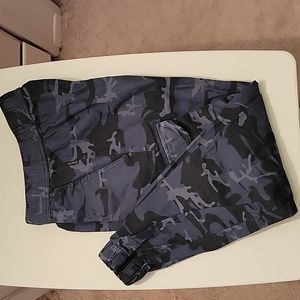 NWOT Ring of fire boys camo pants XL